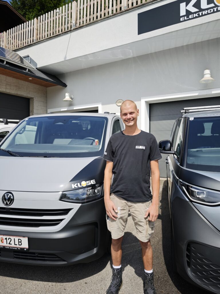 Wieser Stefan am Firmenauto